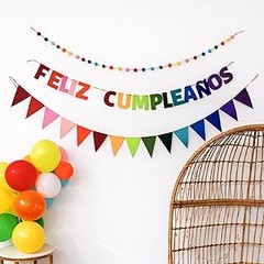 Ideas creativas para usar guirnaldas de pompones en eventos