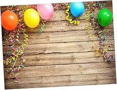 Photocalls de Madera y de Cartón: ¿Cuál Elegir para tu Fiesta?