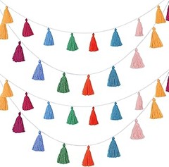 Las mejores guirnaldas de borlas para decorar cumpleaños