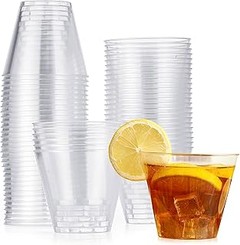 Pros y contras de usar copas desechables en eventos